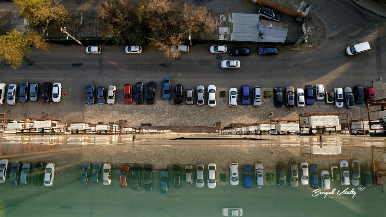 Апартаменты В Одессе أوديسا المظهر الخارجي الصورة